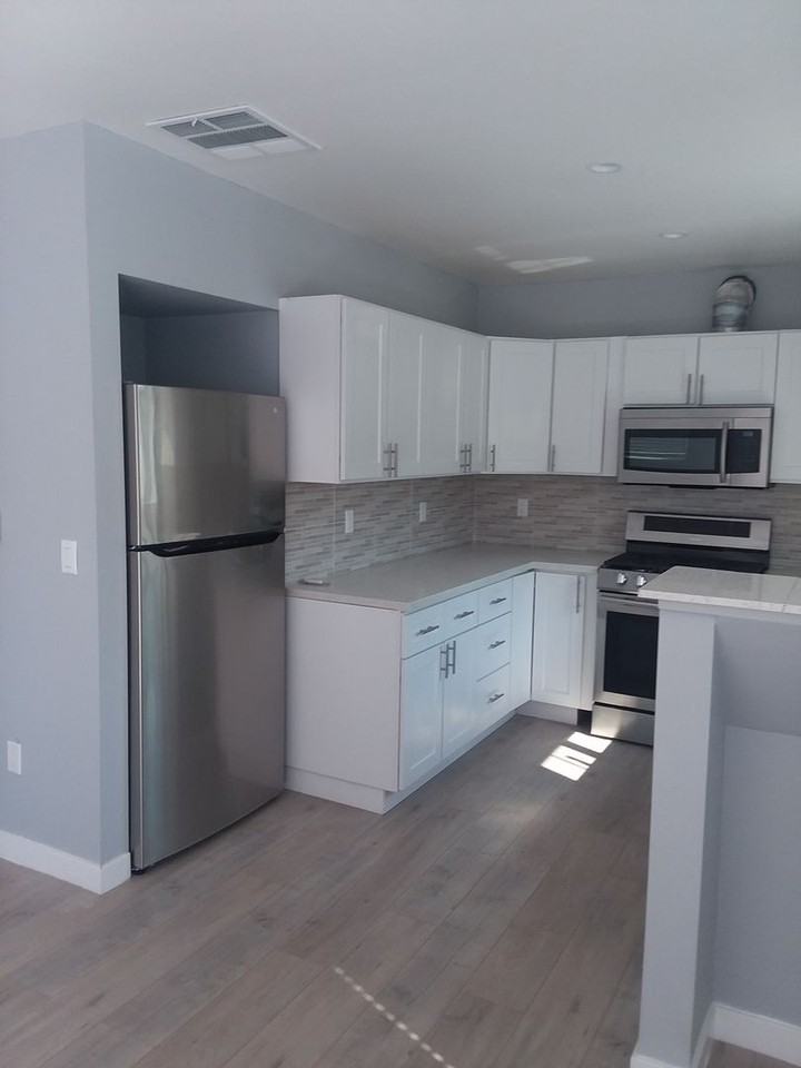 3109 Estara Ave - Photo 3 of 19