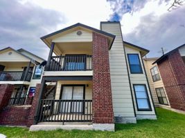 featured image of 810 Station St