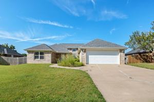 featured image of 321 Coopers Farm Rd