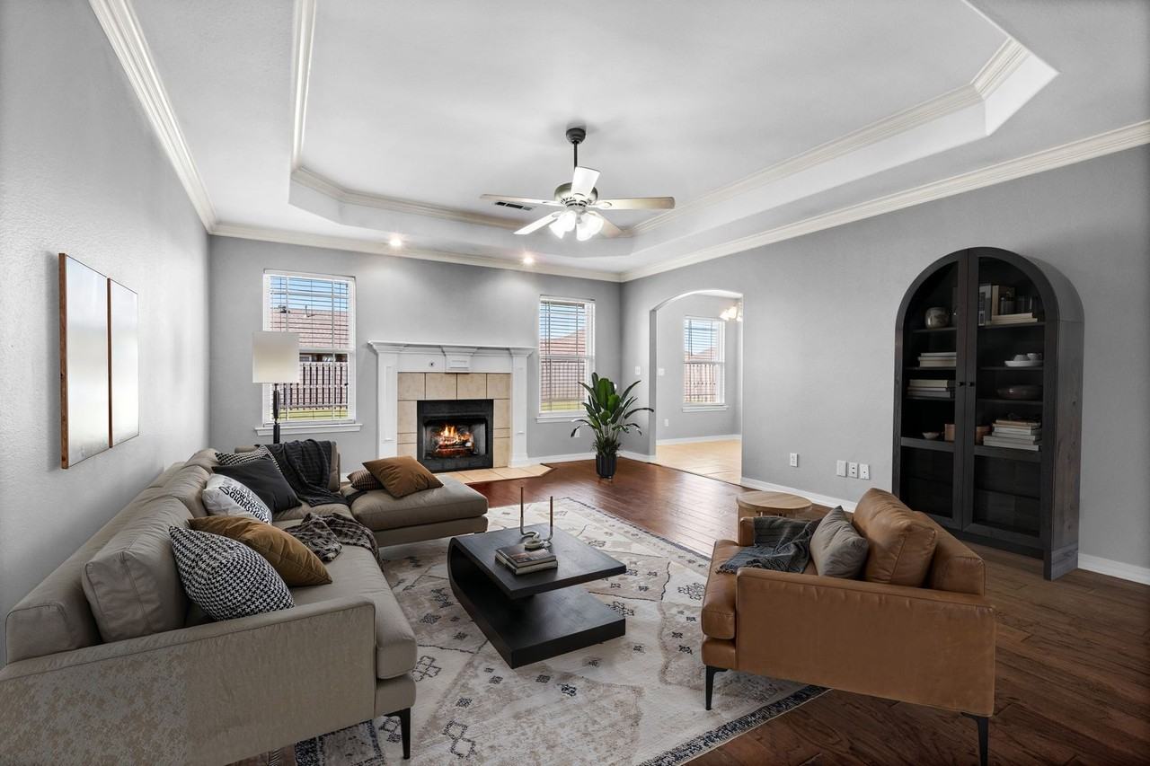 321 Coopers Farm Rd - Photo 3 of 33