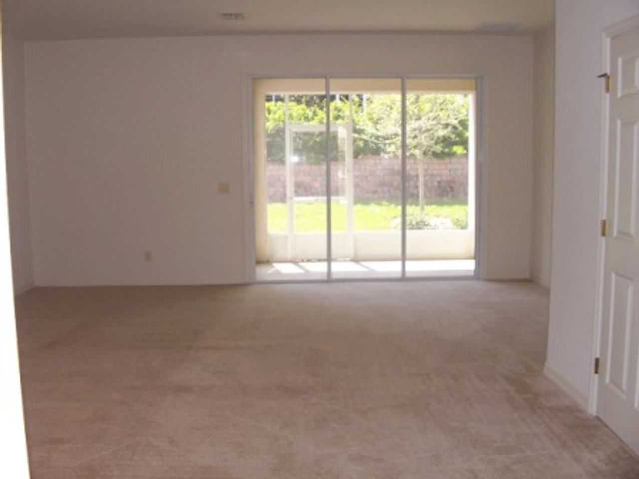 1586 W Spring Meadow Loop - Photo 2 of 16