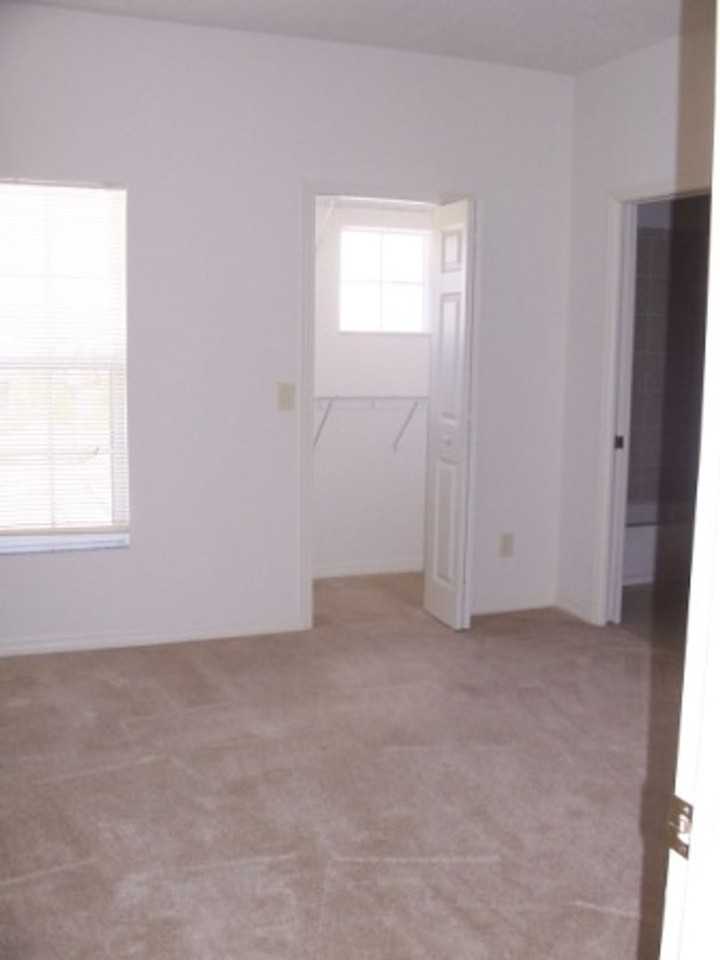 1586 W Spring Meadow Loop - Photo 6 of 16