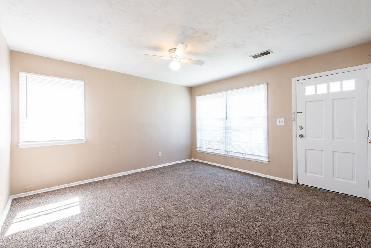 3503 Medford Ct - Photo 4 of 21