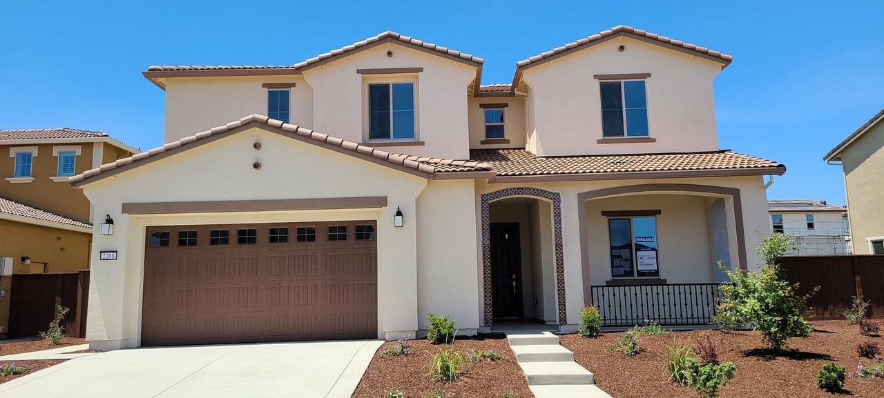 2208 Randolph Pl - Photo 2 of 42