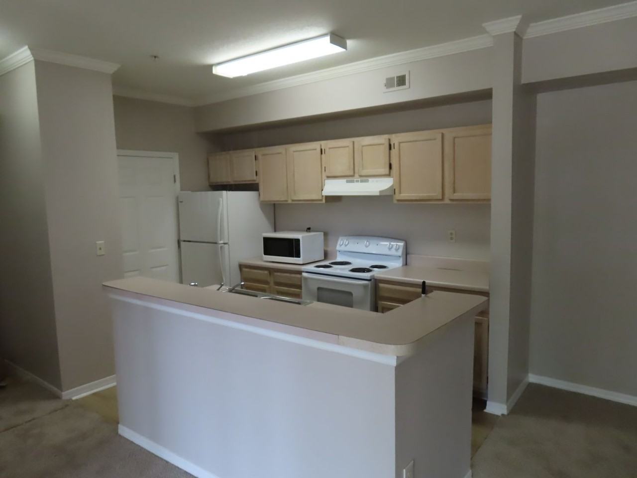5608 Pinnacle Heights Cir #109 - Photo 5 of 17