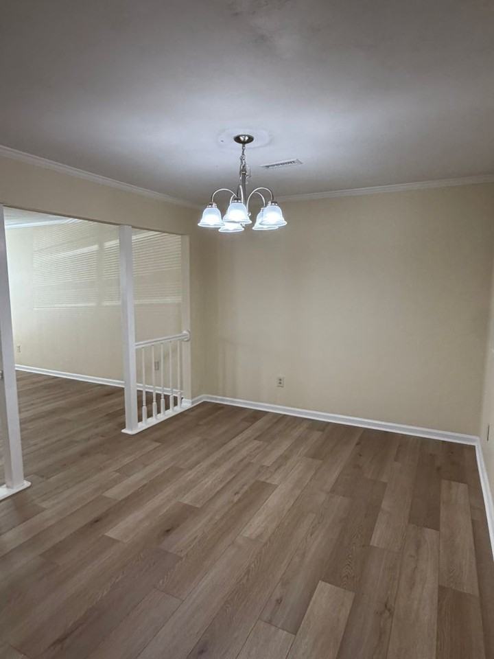 736 Goodard Dr - Photo 4 of 14