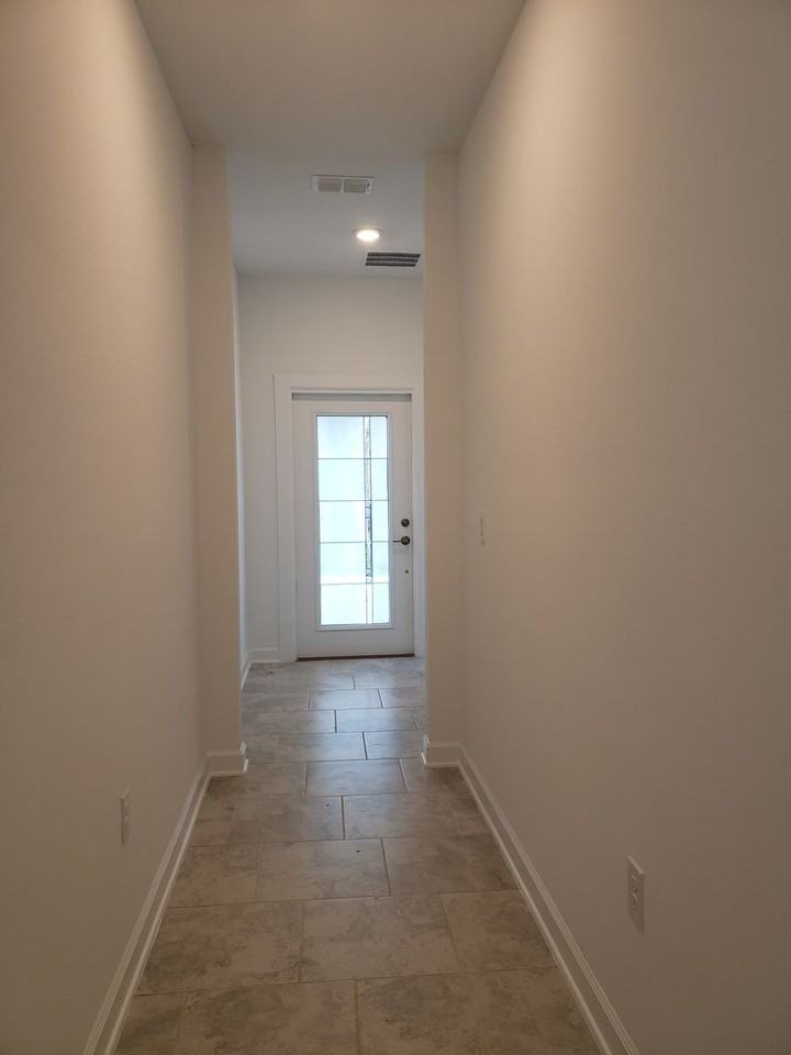 2965 Howley Aly - Photo 2 of 13