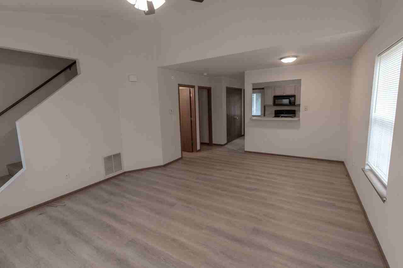 1627 Bold Ruler Ct - Photo 3 of 27