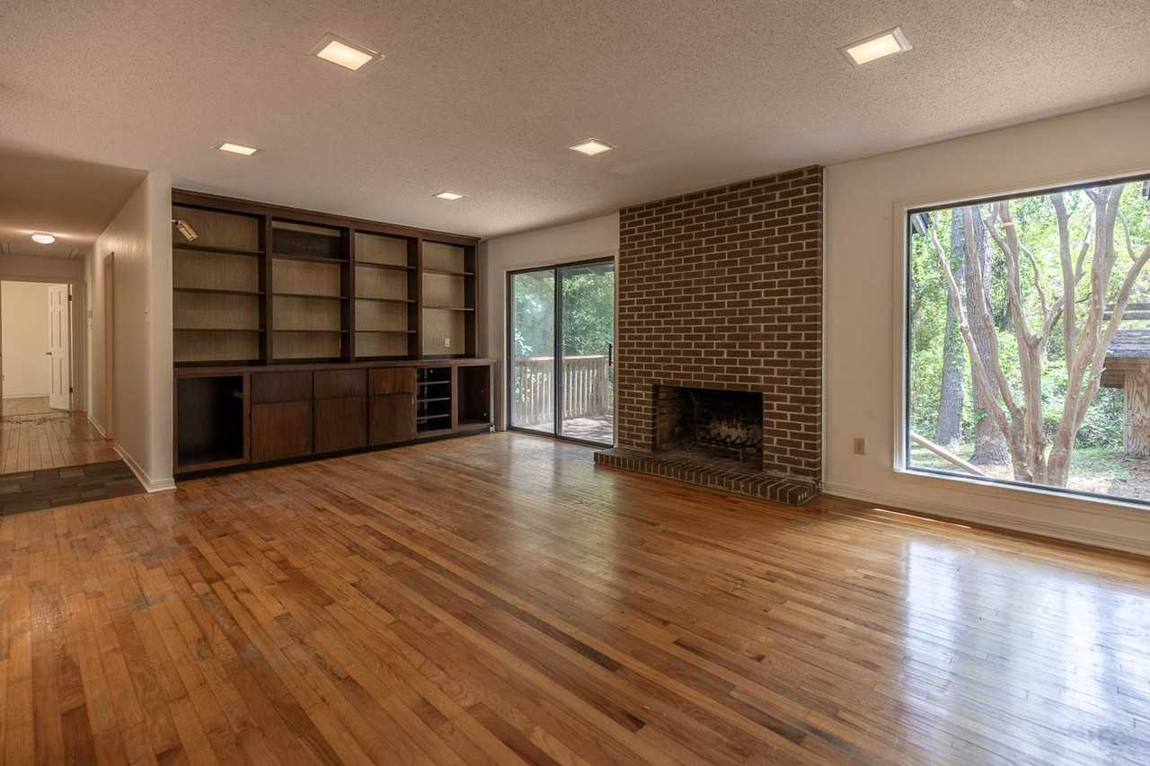 607 Spanish Main - Photo 3 of 17