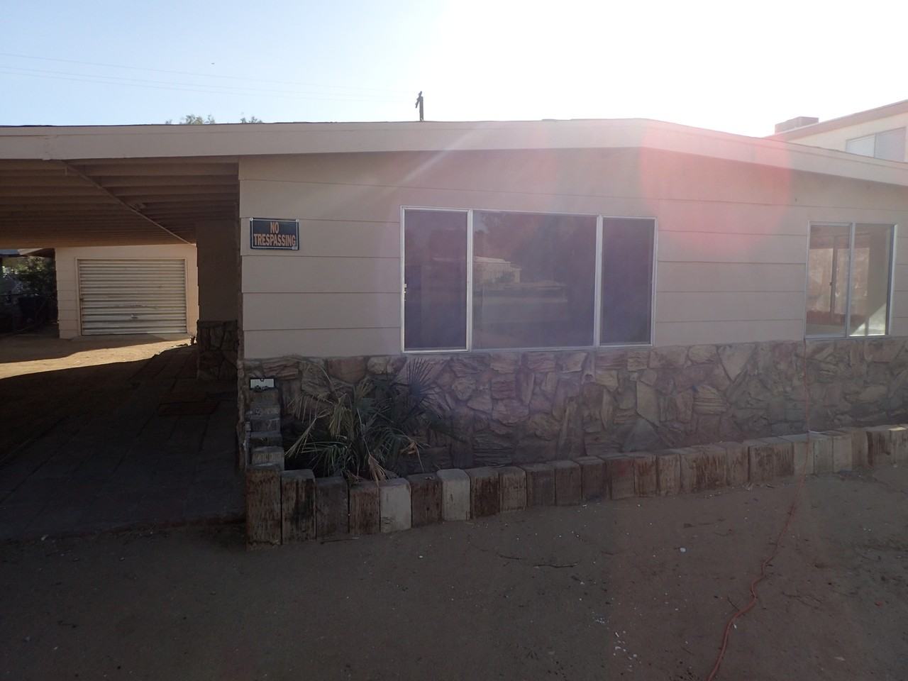 219 W Robertson Rd - Photo 3 of 12