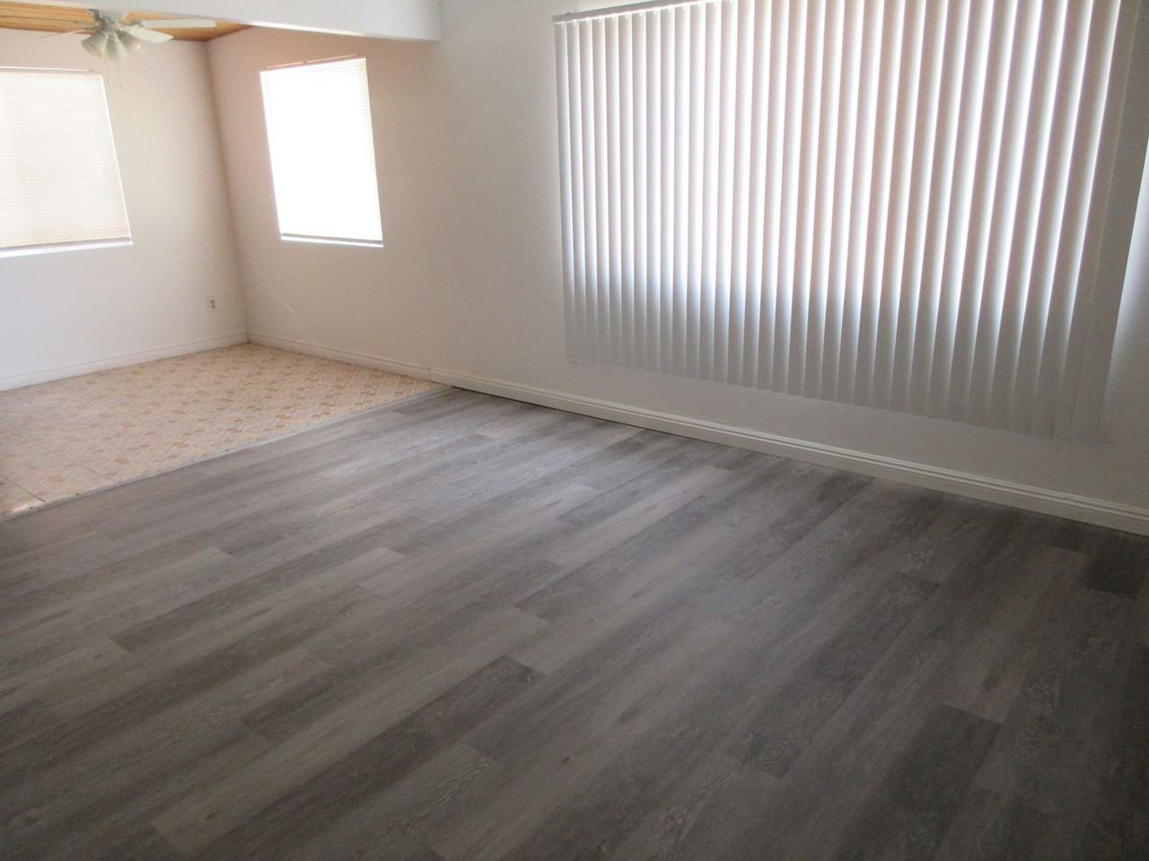 219 W Robertson Rd - Photo 4 of 12