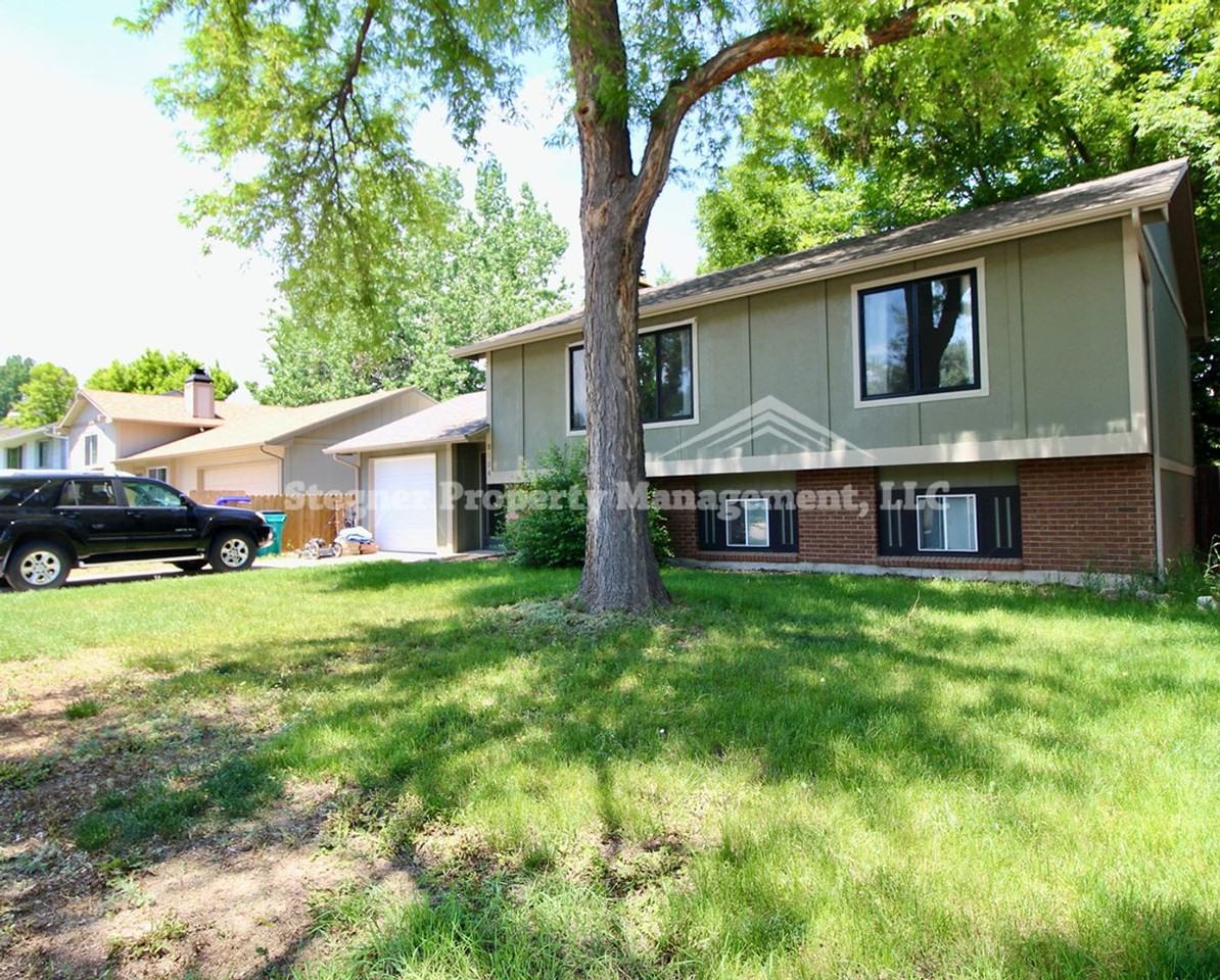 2024 Pecos Pl - Photo 2 of 14