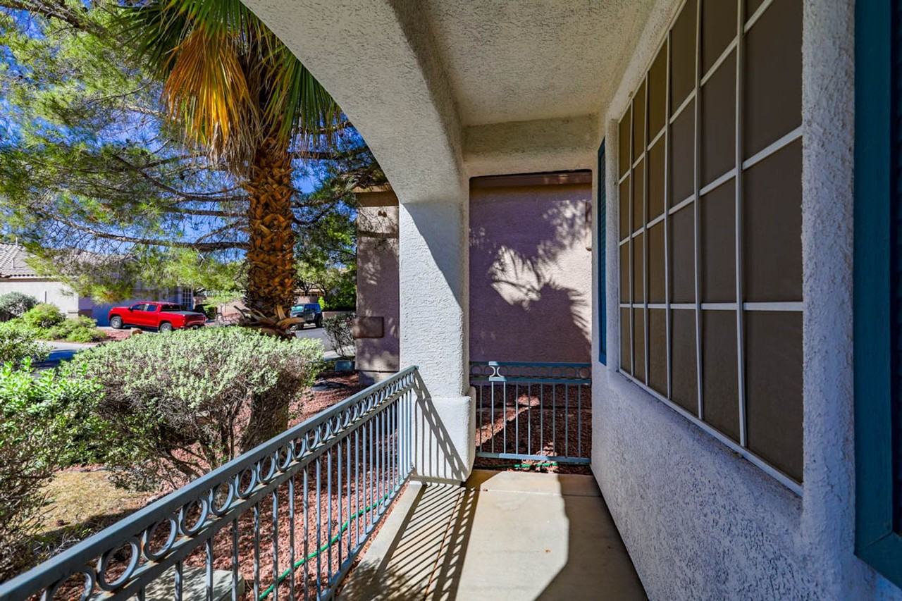 10326 Queens Church Ave - Photo 4 of 36