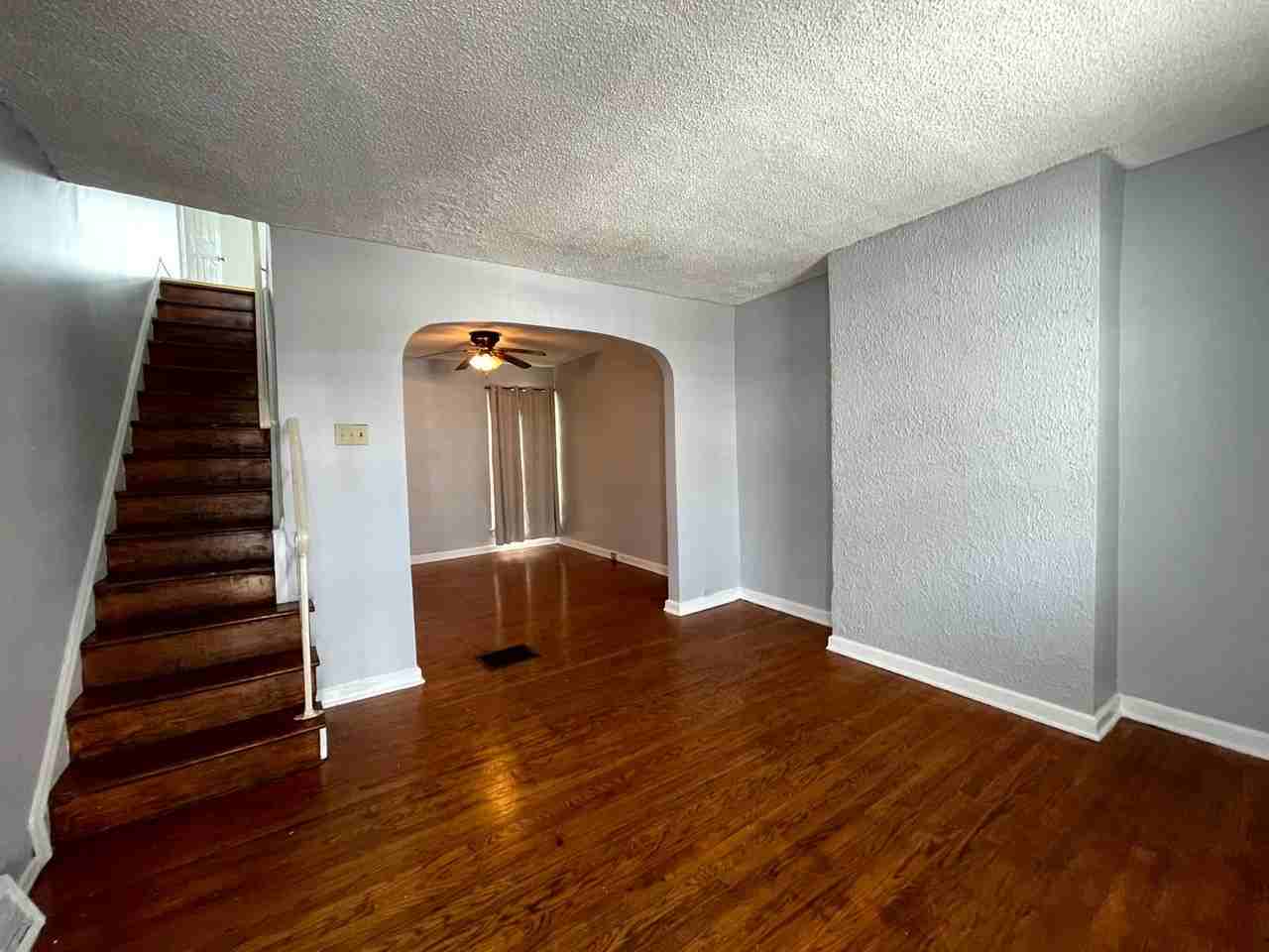 5753 N Beechwood St - Photo 2 of 49