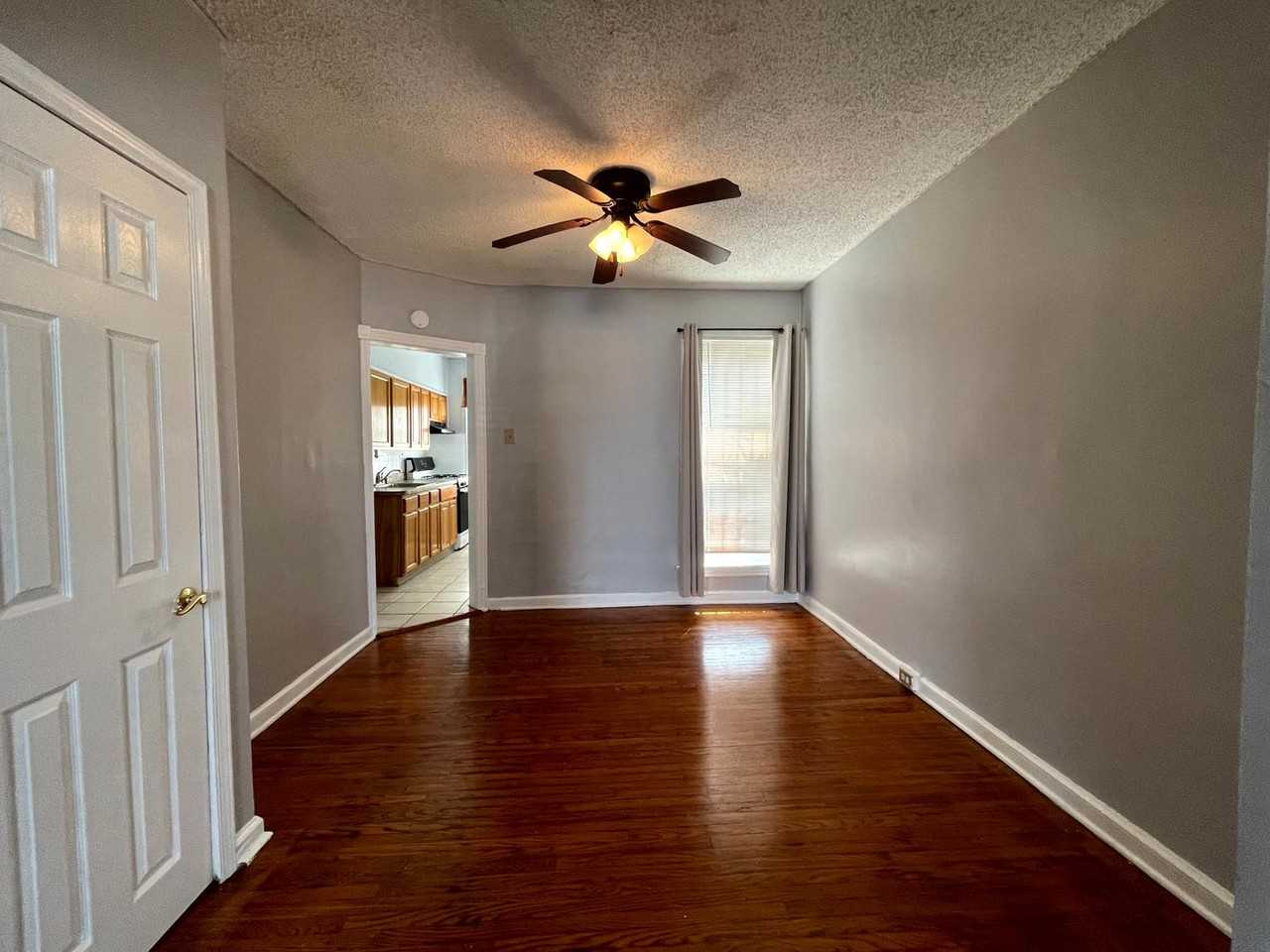 5753 N Beechwood St - Photo 3 of 49