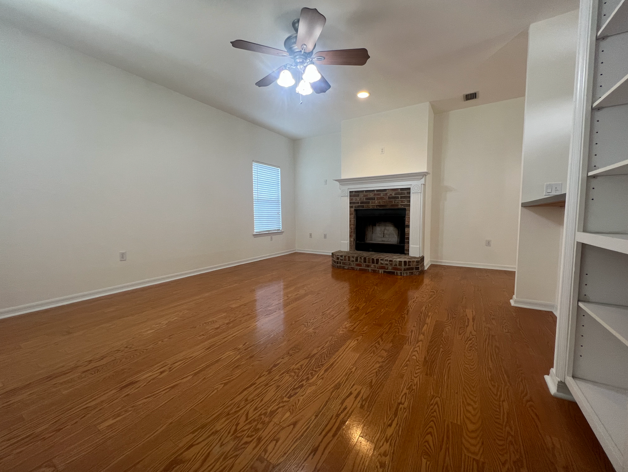 11583 Nw 17th Pl - Photo 2 of 20
