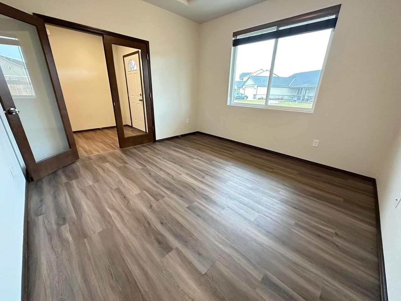 2104 W Sunnyview Ln - Photo 5 of 50