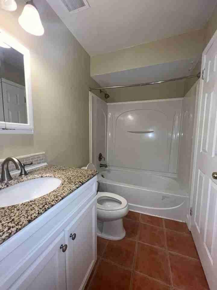 25 Wyndham Pl - Photo 5 of 24