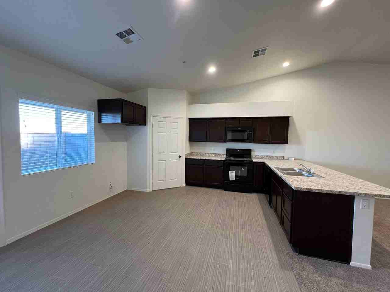 7396 E 36th Pl - Photo 7 of 26