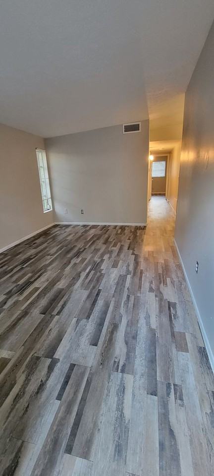 8725 N 48th St - Photo 2 of 20