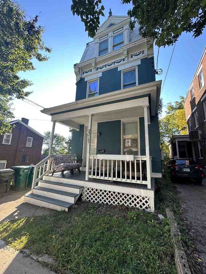 2317 Flora St - Photo 2 of 21