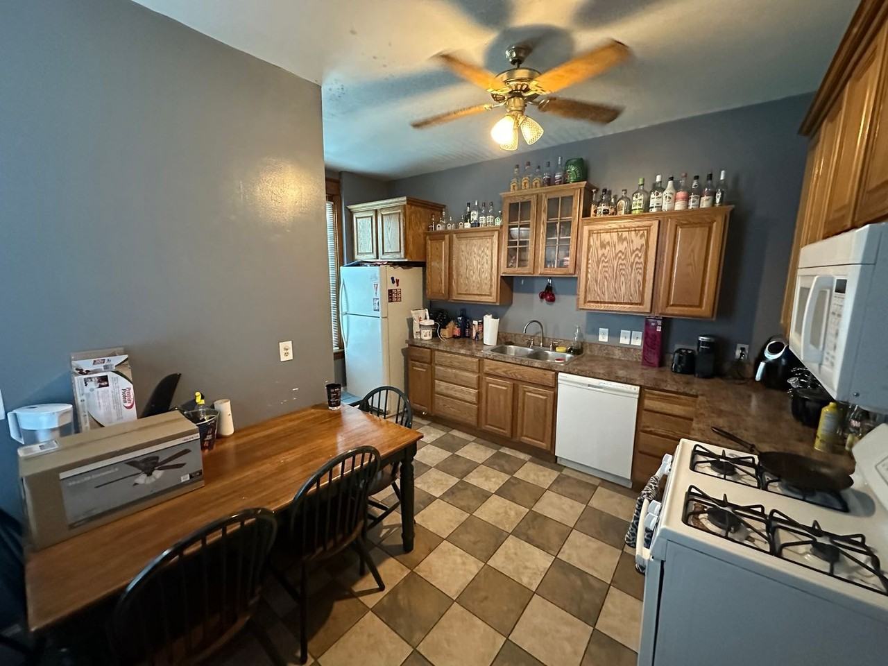 2317 Flora St - Photo 5 of 21