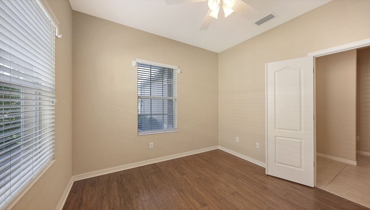 4904 Maymont Park Cir - Photo 6 of 50