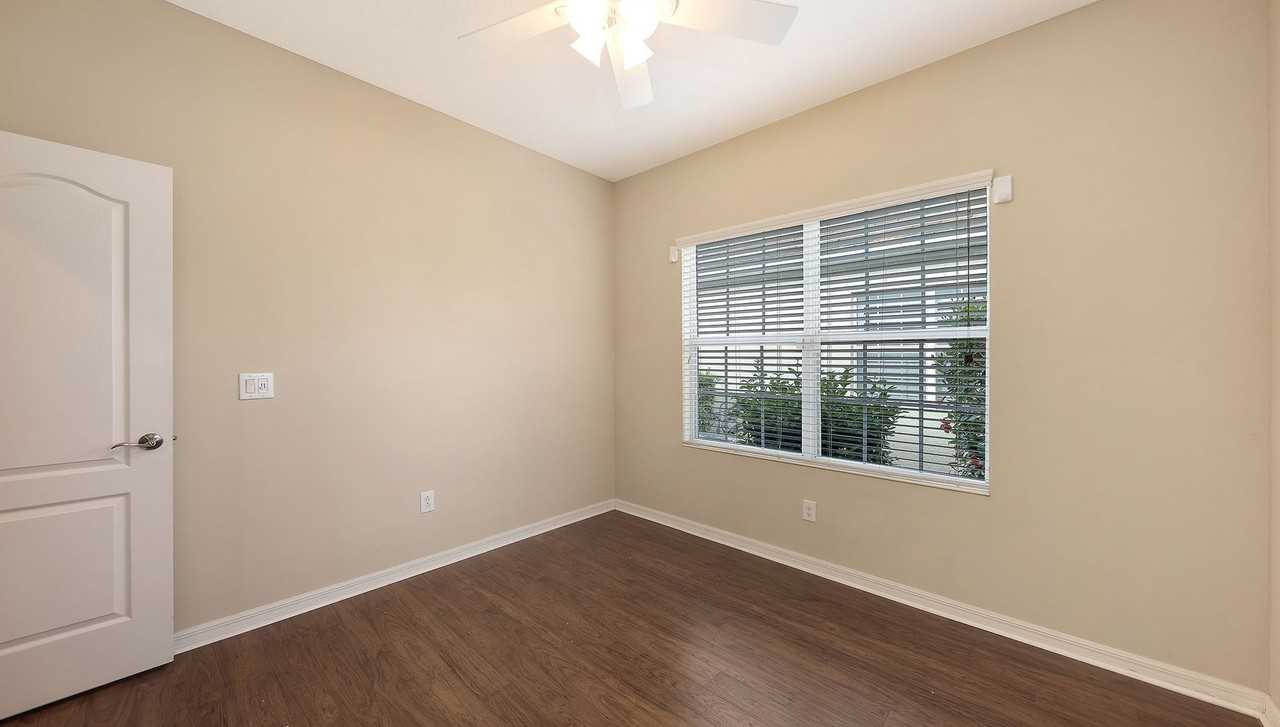 4904 Maymont Park Cir - Photo 5 of 41