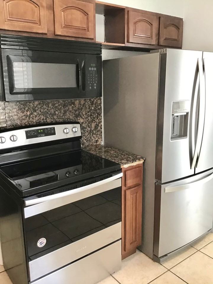 921 Xavier St - Photo 5 of 19