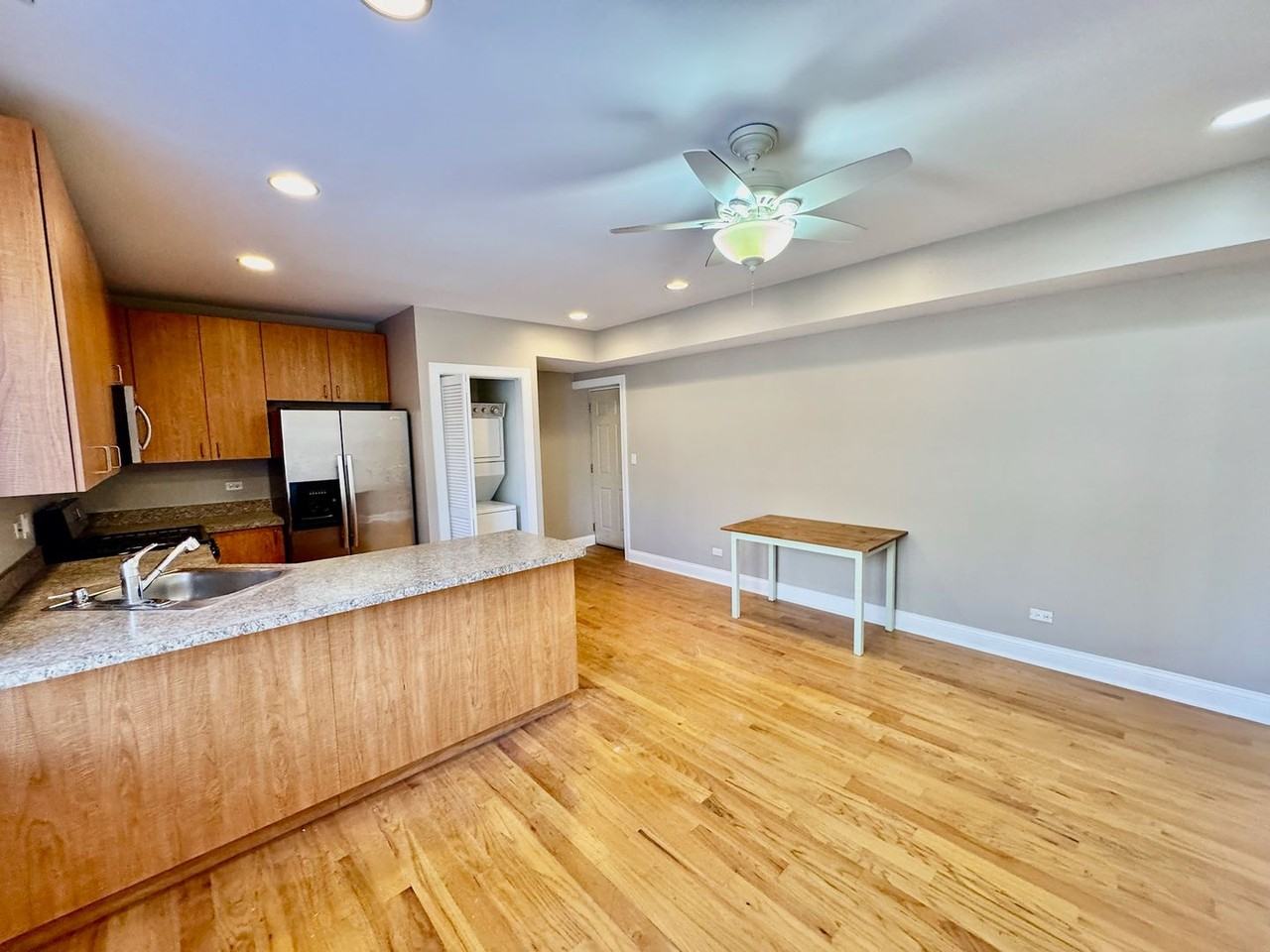 1937 W Granville Ave - Photo 4 of 16