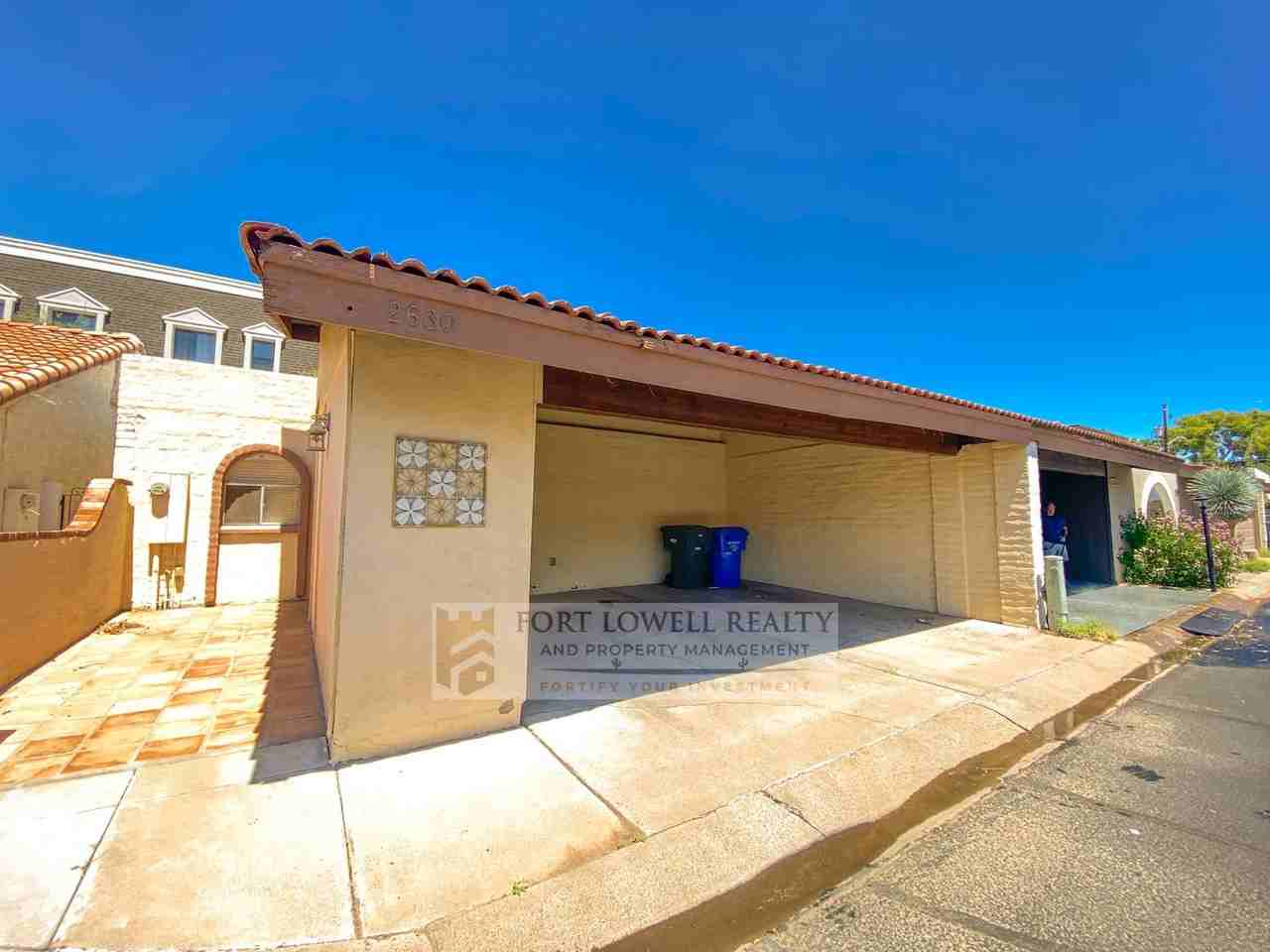 2630 E Roma Ave - Photo 2 of 28