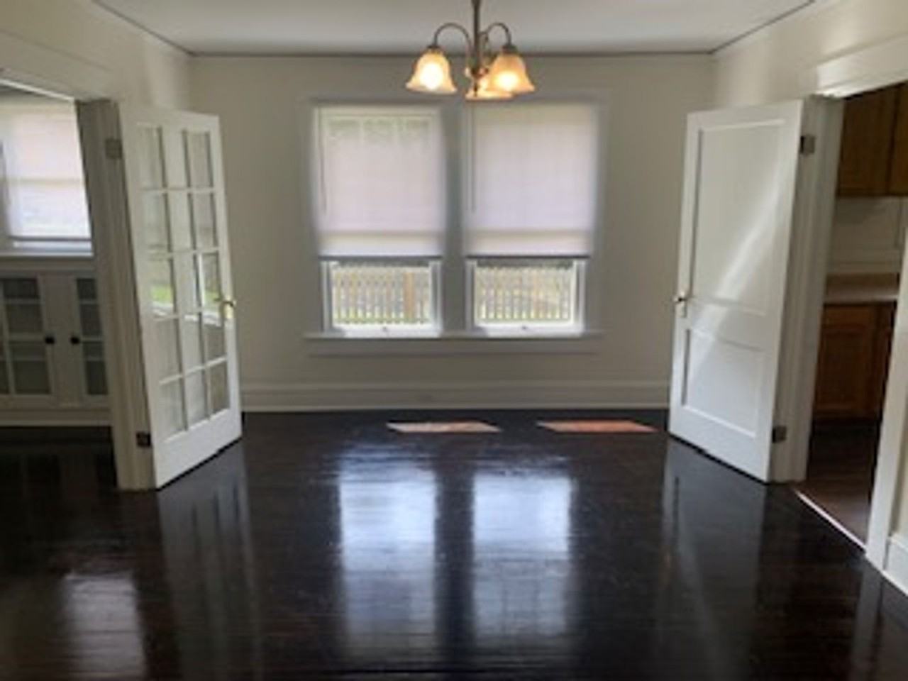 4410 The Cedars Ave - Photo 3 of 10