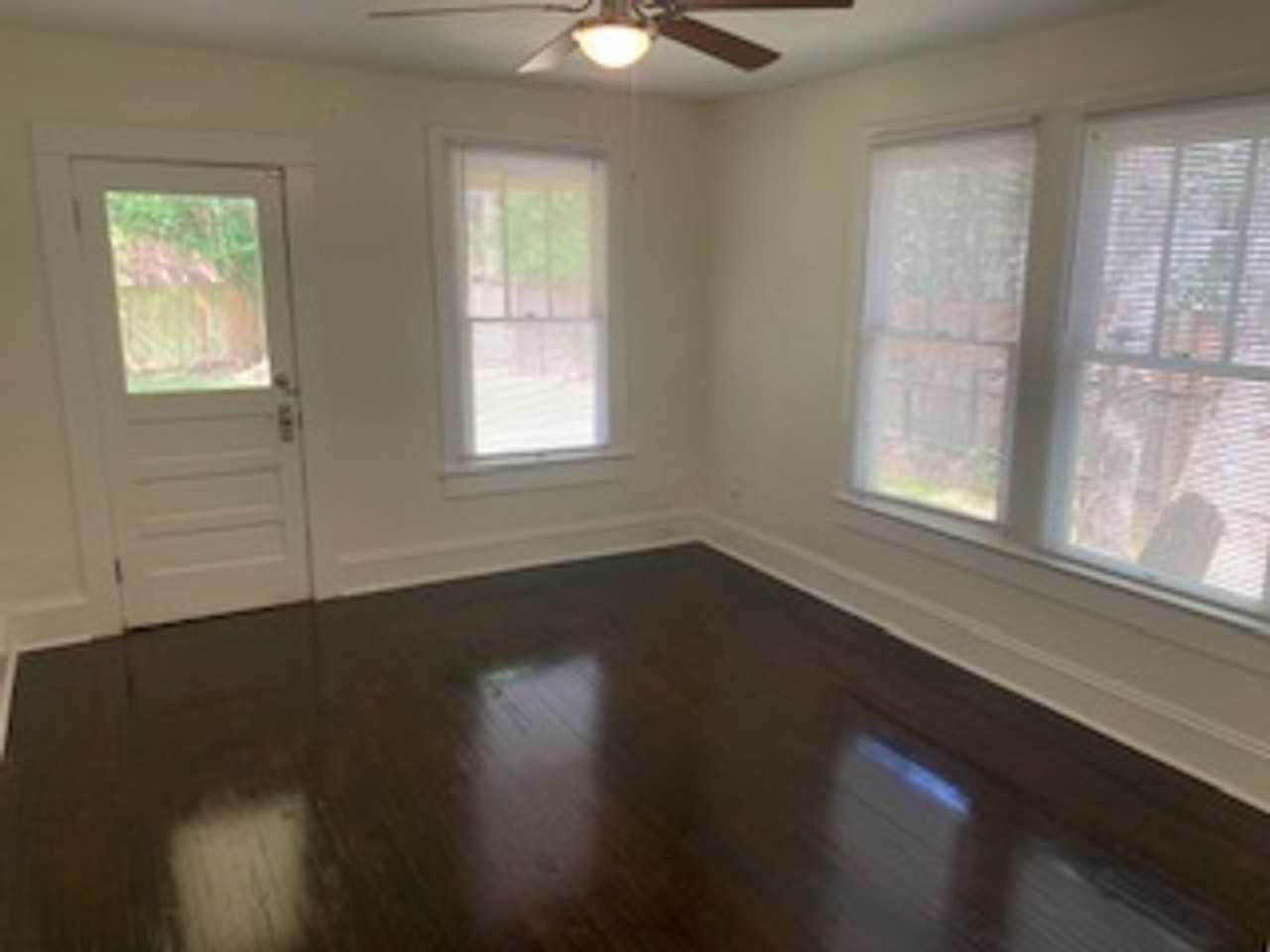 4410 The Cedars Ave - Photo 6 of 10