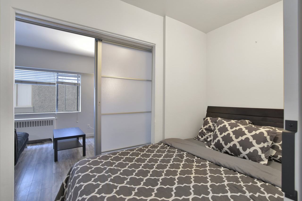 1540 Haro Street - Photo 4