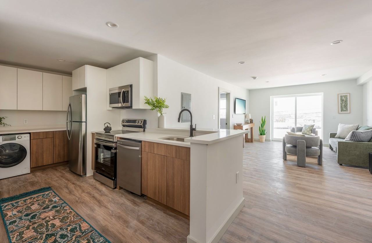 91 Veterans Rd #418 - Photo 4 of 8