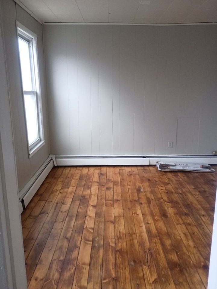 501 Rowland St - Photo 5 of 16