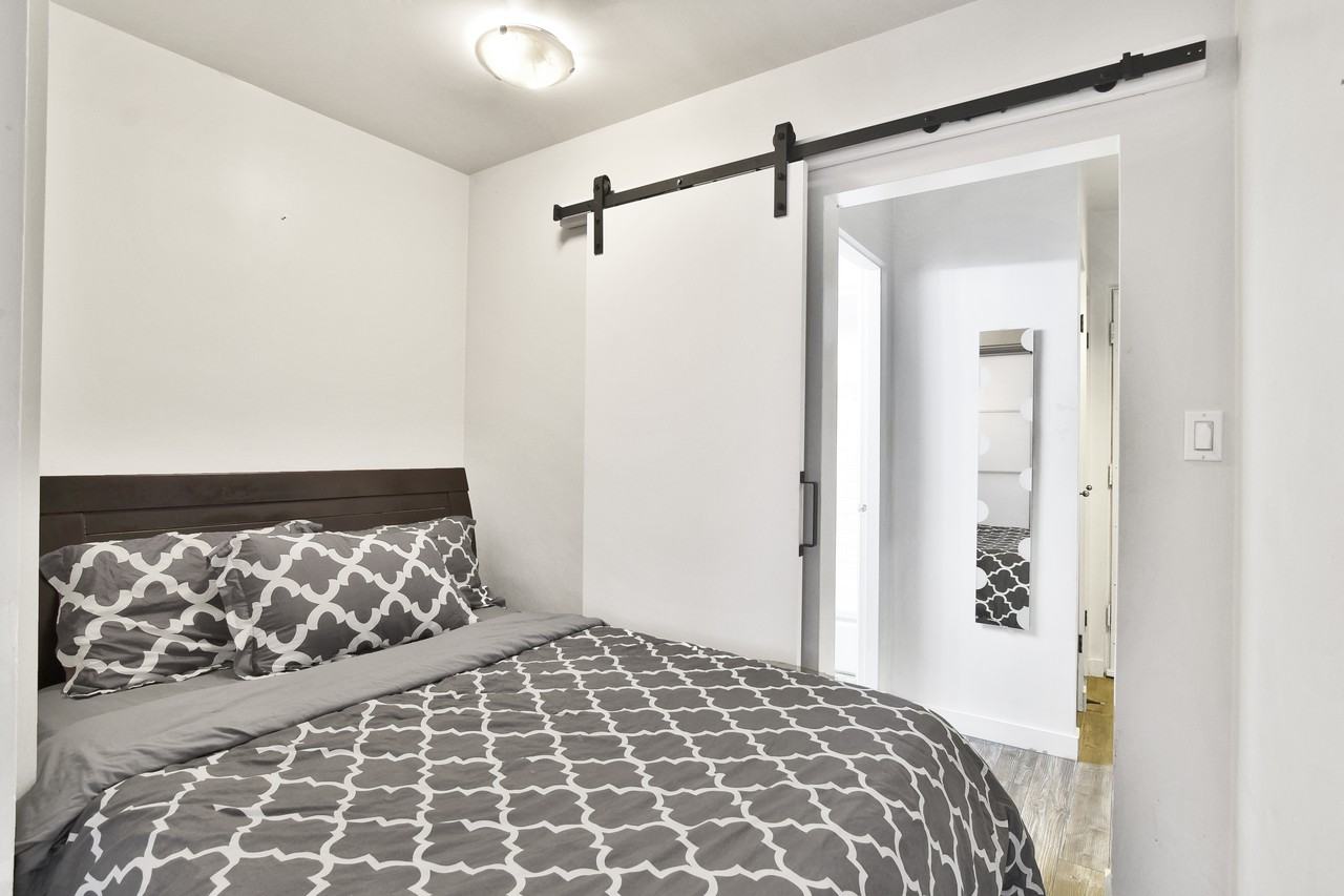 1540 Haro Street - Photo 7