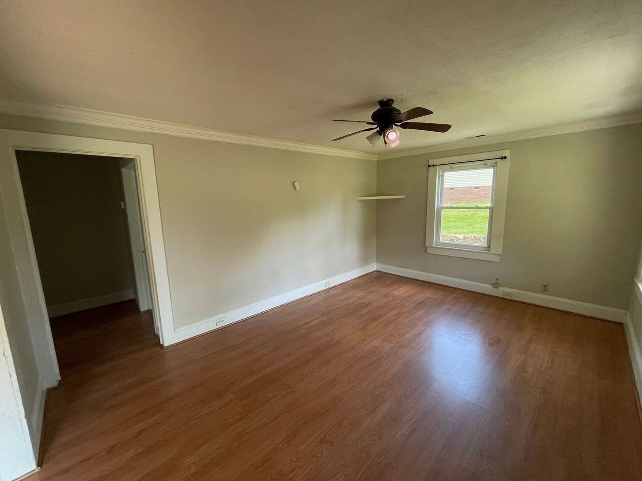 409 E Boston Ave - Photo 2 of 13