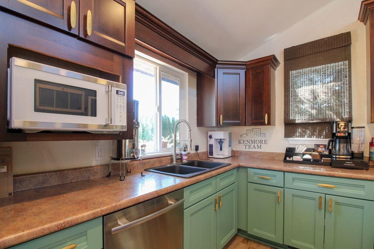 4201 S Vancouver St - Photo 4 of 39