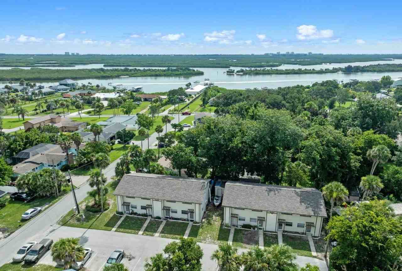 118 Hardin Pl #C - Photo 2 of 16