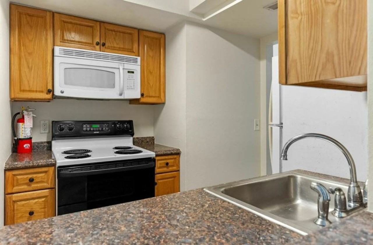 118 Hardin Pl #C - Photo 4 of 16