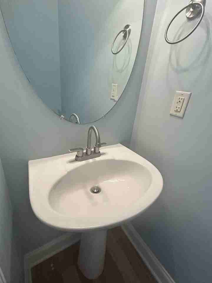 128 Stonecrest Dr - Photo 5 of 20