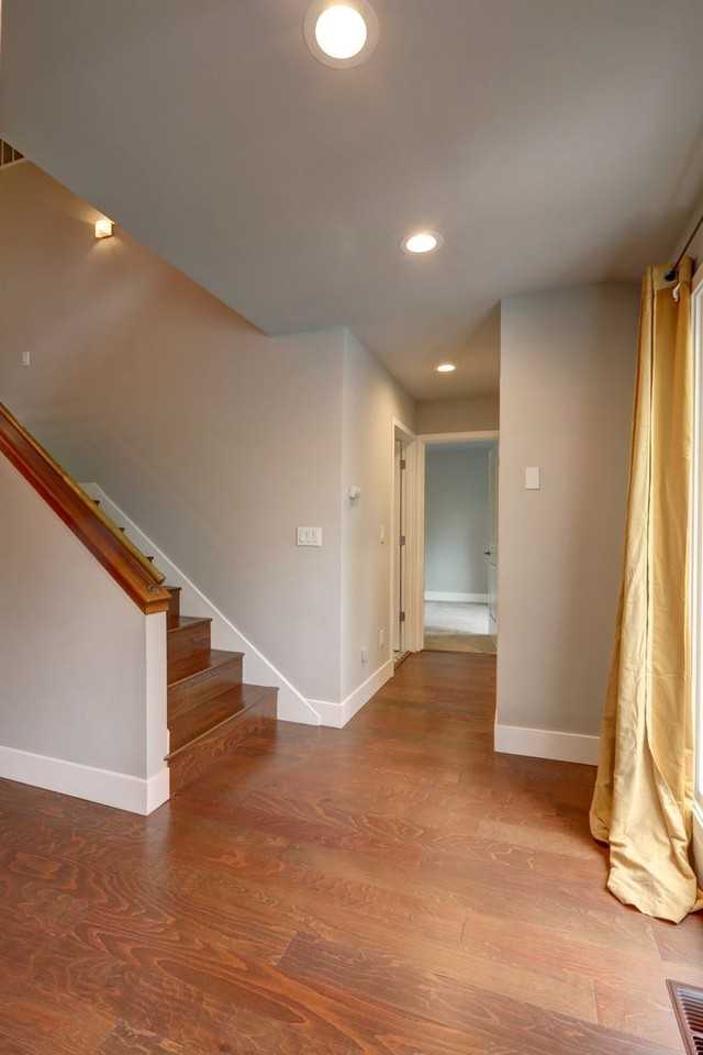 9360 Se 46th St - Photo 3 of 39