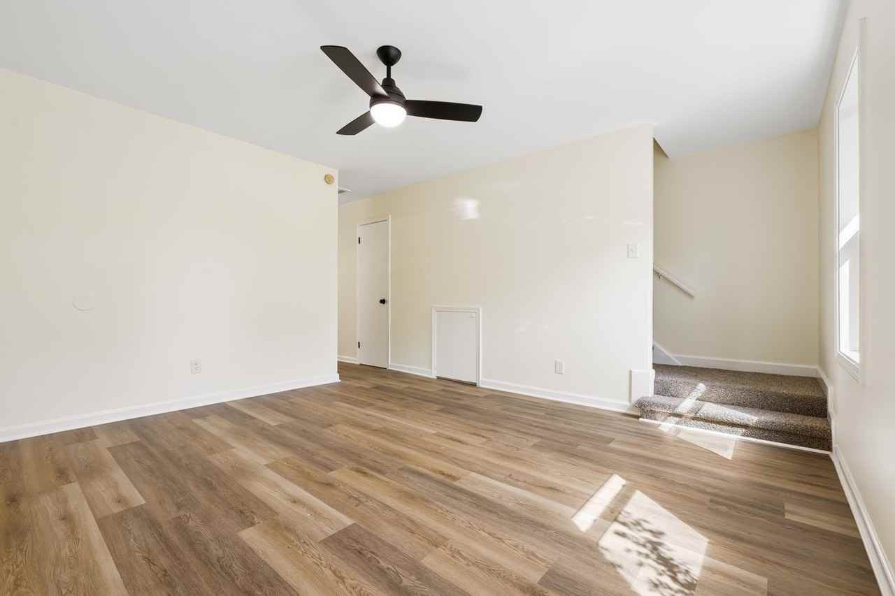 2509 Stadium Dr - Photo 4 of 16