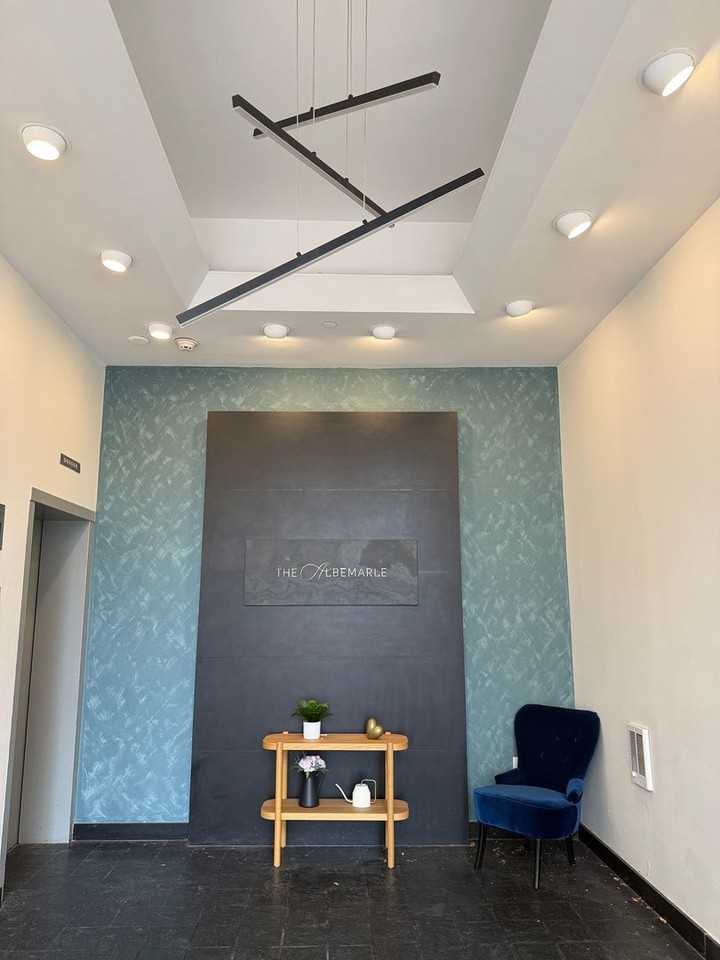 1 East Plume Street - Photo 5 of 36