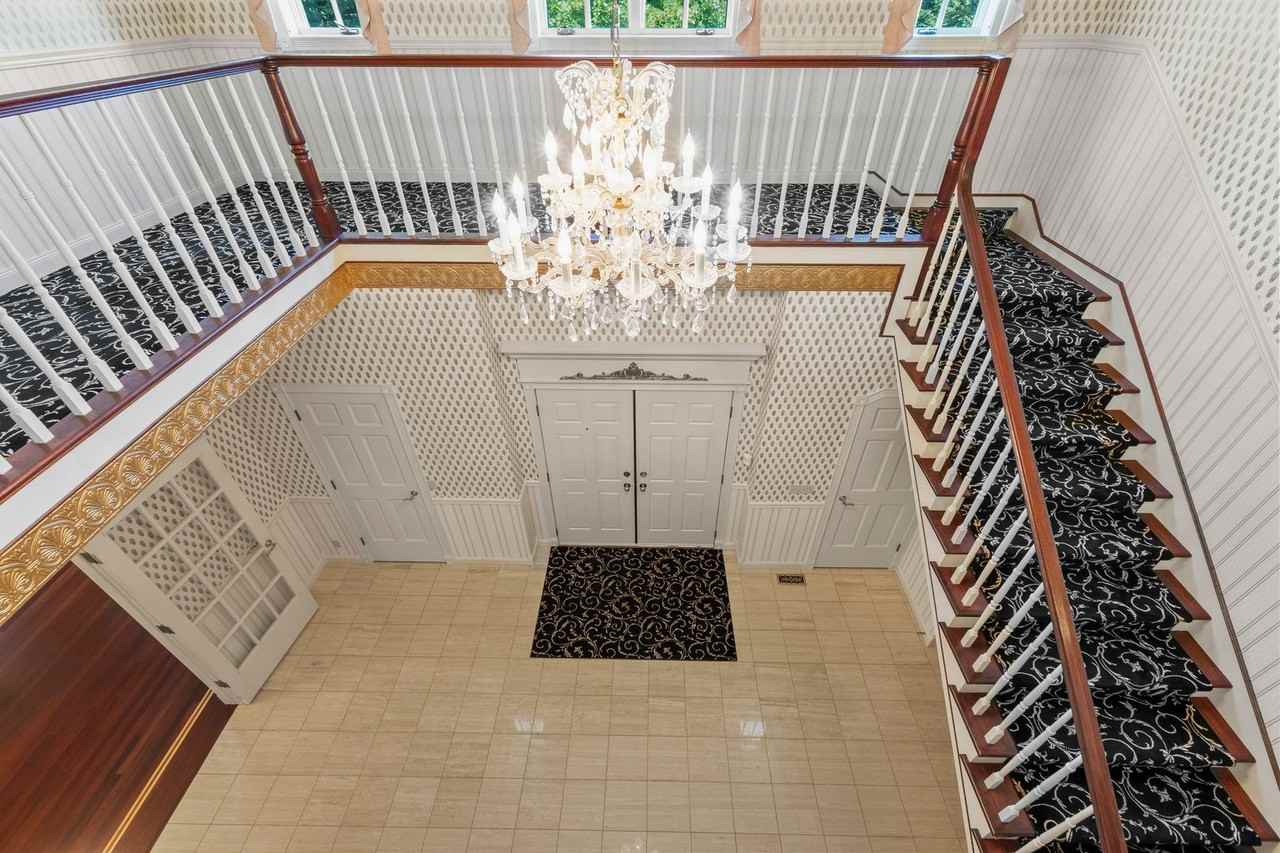 2024 E Southeast Blvd - Photo 6 of 50