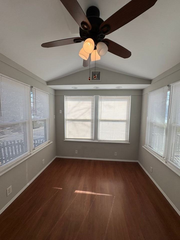 119 E 13th St - Photo 6 of 16