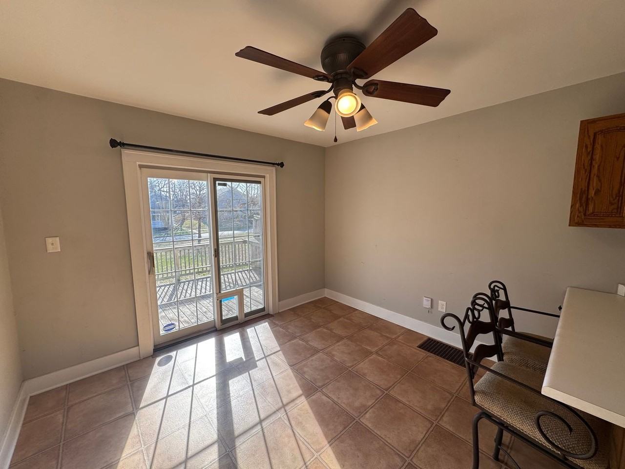 119 E 13th St - Photo 7 of 16