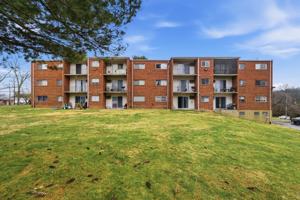 featured image of 620 Pedretti Ave