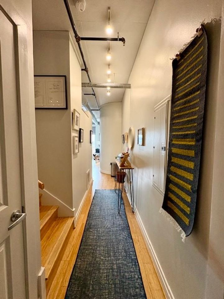 301 Massachusetts Ave Nw #1002 - Photo 4 of 23